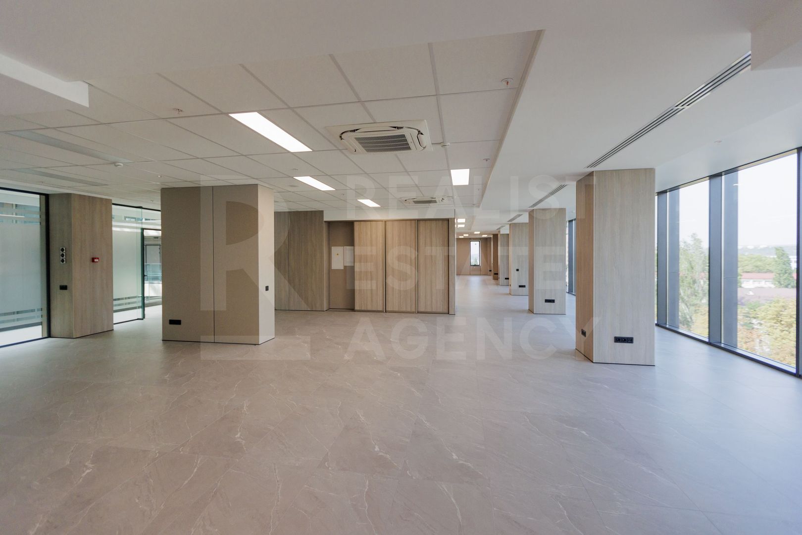 Chirie, spațiu comercial amplasat pe bd. Ștefan cel Mare, Centru - Poză 6