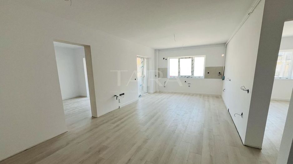 Apartament 3 camere, Florești, 67m p utili, balcon 14 mp, parcare exterioară. - Poză 2