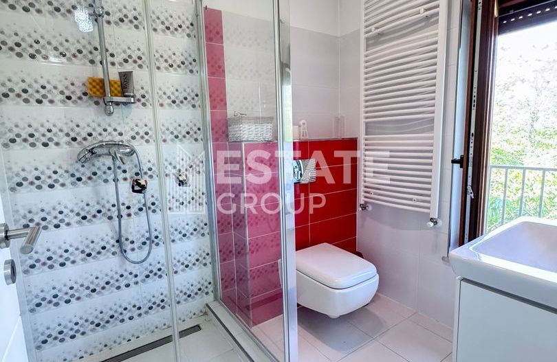 Casa spatioasa Mosnita Noua, mobilata si utilata - Poză 17