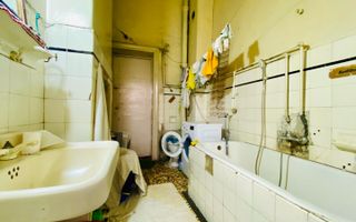 Casa singura in curte - Poză 9