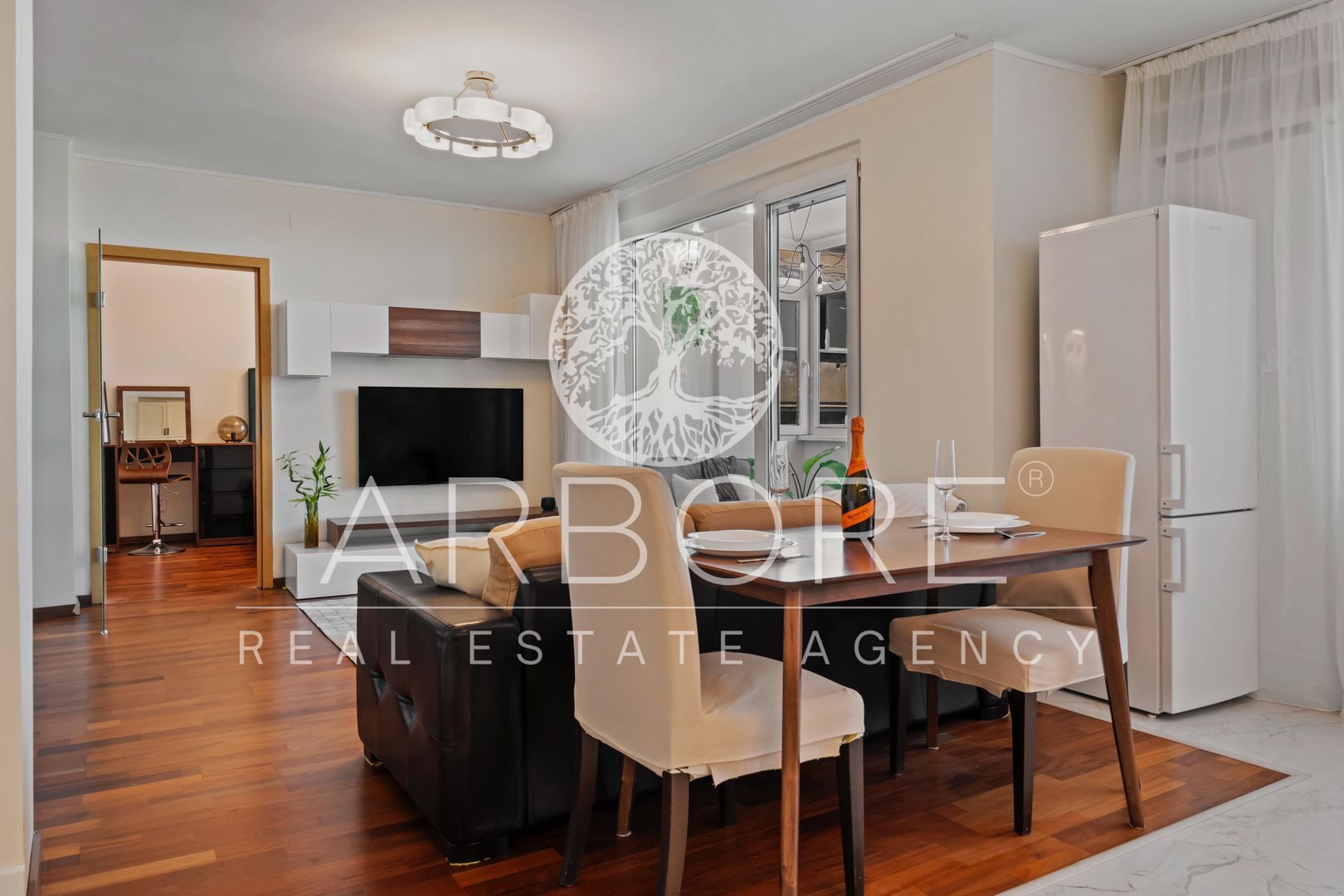 2 camere de închiriat Piața Romană – Magheru | Premium | Metrou 1 min - Poză 3