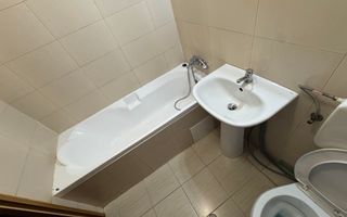 Apartament cu 3 camere, 80mp, Zona UMFST - Poză 9