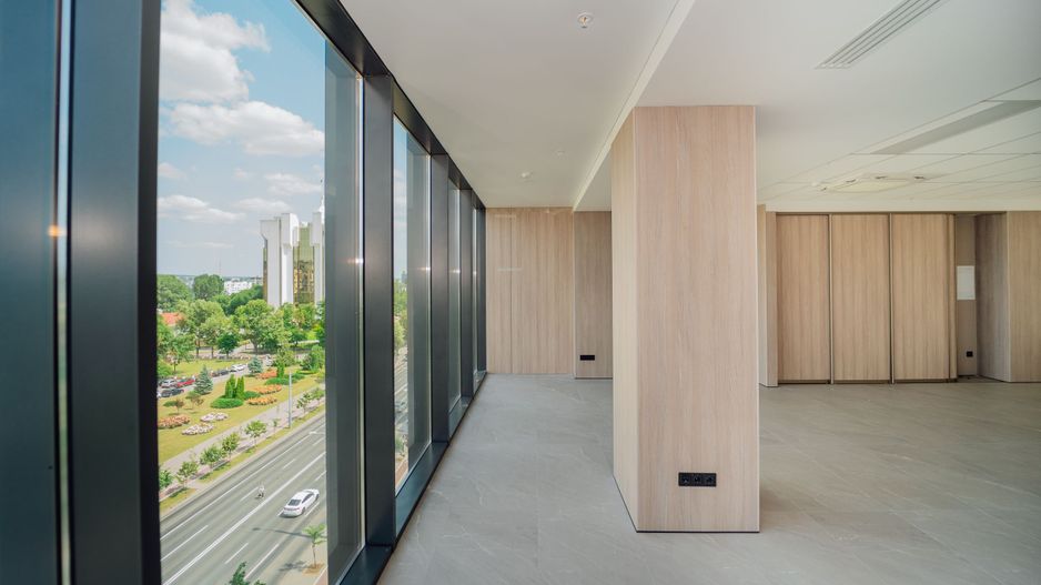 SPRE CHIRIE SPAȚIU COMERCIAL PENTRU BIROU | OFICIU 130 m2 Premium Location Bussines | Chișinău ,Centru ,Str.Bul.Ștefan Cel Mare și Sfânt , 115/1 - Poză 4
