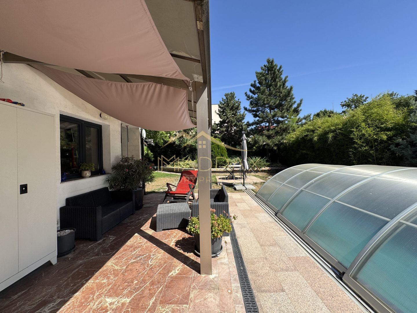 Vila cu 5 camere *344mp* + 800mp Teren // Zona Bucurestii Noi - Poză 51