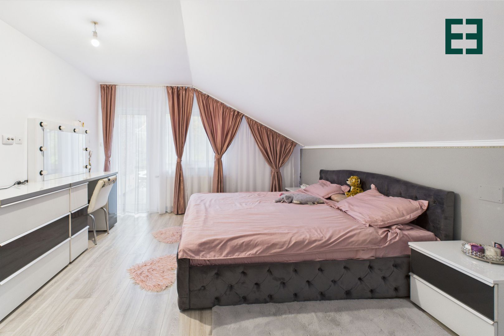 Casă nouă cu 5 camere - Localitatea Păuliș - DEVA - Poză 16