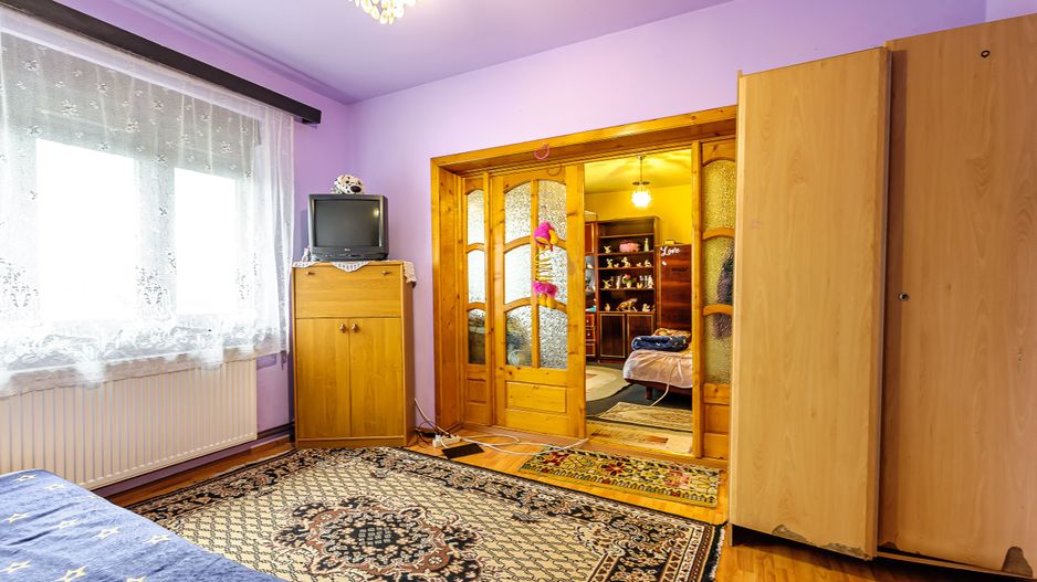 Casă tip duplex cu 2 apartamente în Poltura - Poză 5