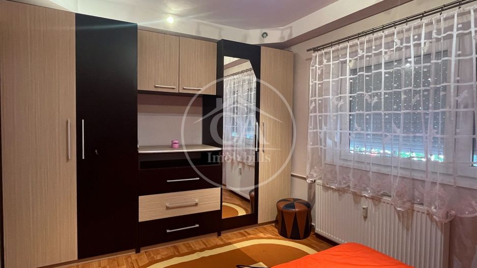 Apartament cu 3 camere de închiriat în zona Rogerius, Oradea - Poză 3
