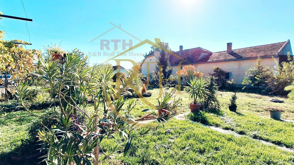 Oferim spre vanzare, Casa cu 5 camere, teren 1500 mp, Beregsau Mare - Poză 5