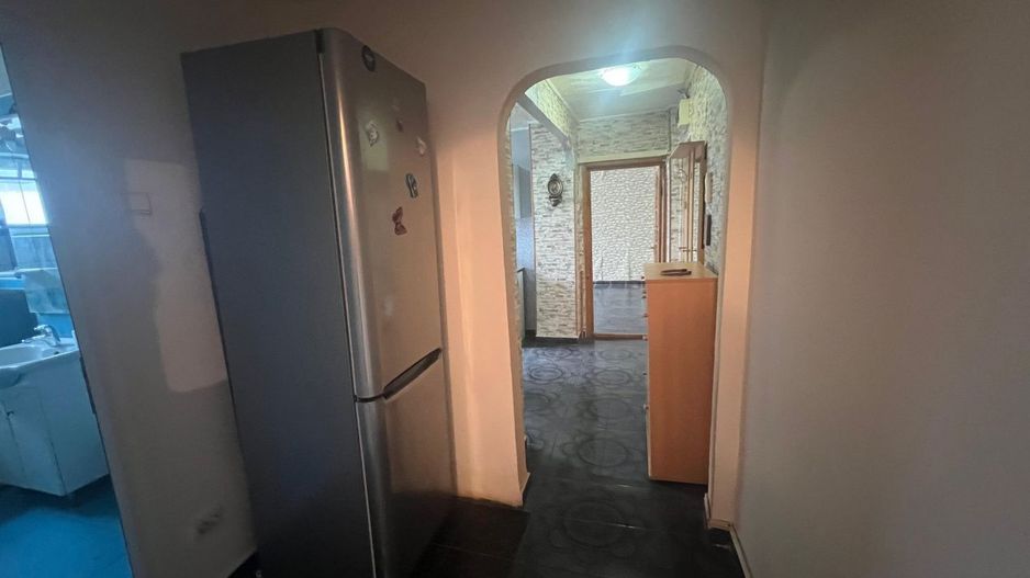 Apartament 3 camere de vânzare în Centru -Năvodari – etaj 2, acte la zi - Poză 2
