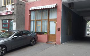 Spatiu comercial, ultracentral, Republicii, Oradea. 600 E/lună. Com 0