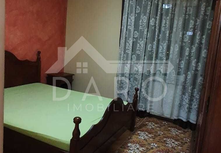 Apartament 3 camere de vanzare ,2 băi –Zona Corina (Tudor) - Poză 4