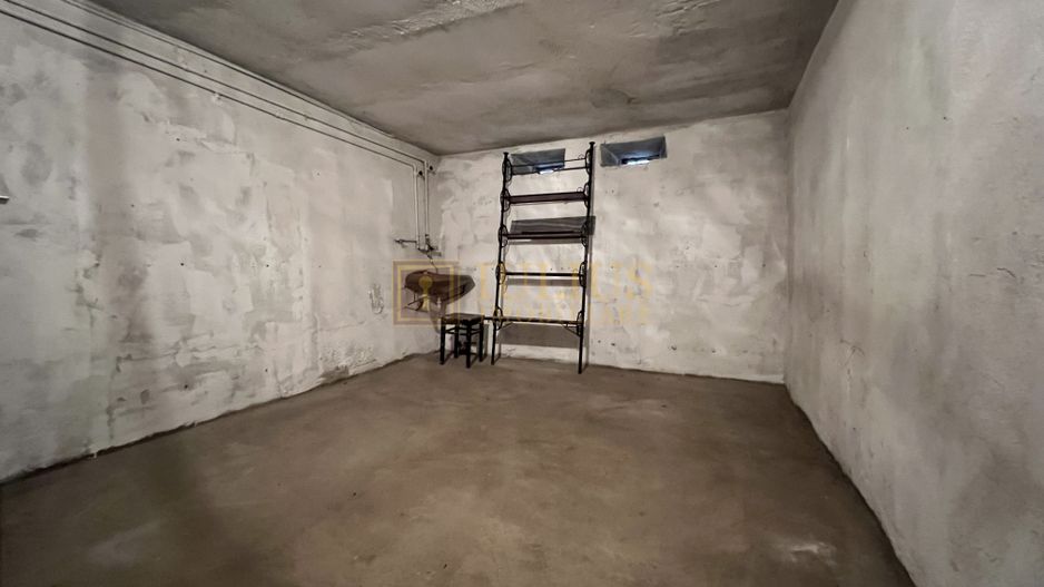 Piata Unirii; dormitor +birou;parcare privata si boxa (centrala proprie si ctr.) - Poză 24