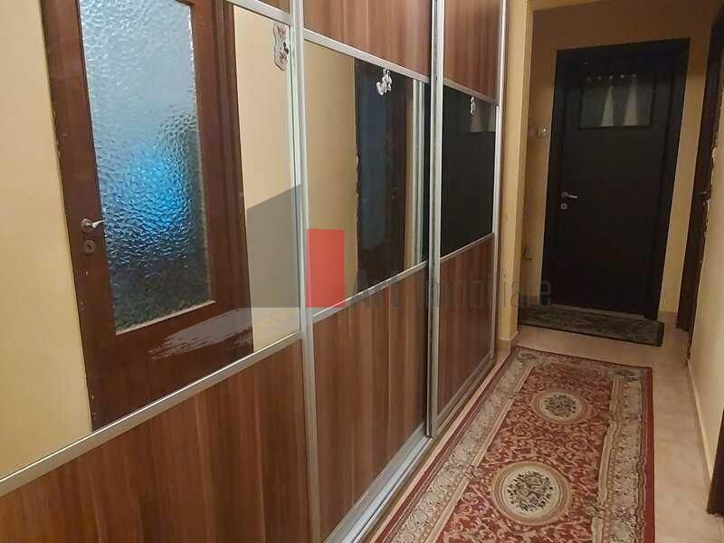 Vânzare apartament 4 camere semidecomandat Emil Racoviță - Spiru Haret - Poză 6