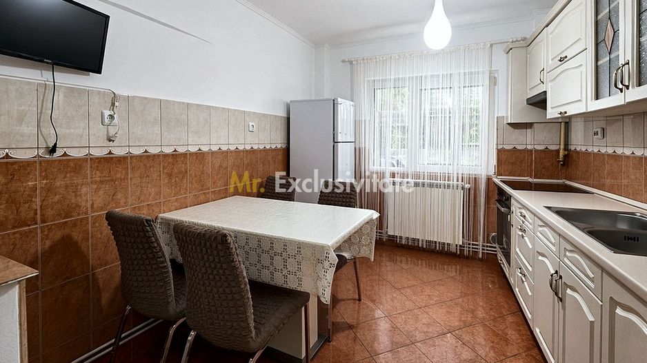 De Vânzare Apt 2 camere Micro 16 - Poză 4