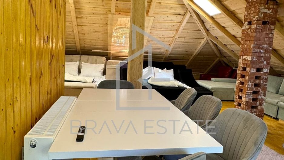 Cabană din lemn rotund, 210mp, ciubăr, jacuzzi, foișor, localitatea Băișoara - Poză 19