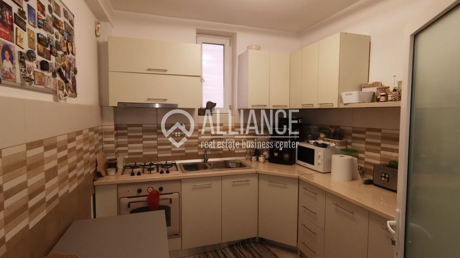 Inel 2 Eliberarii (COD06) etaj de vila 5 camere 150 mp - Poză 4