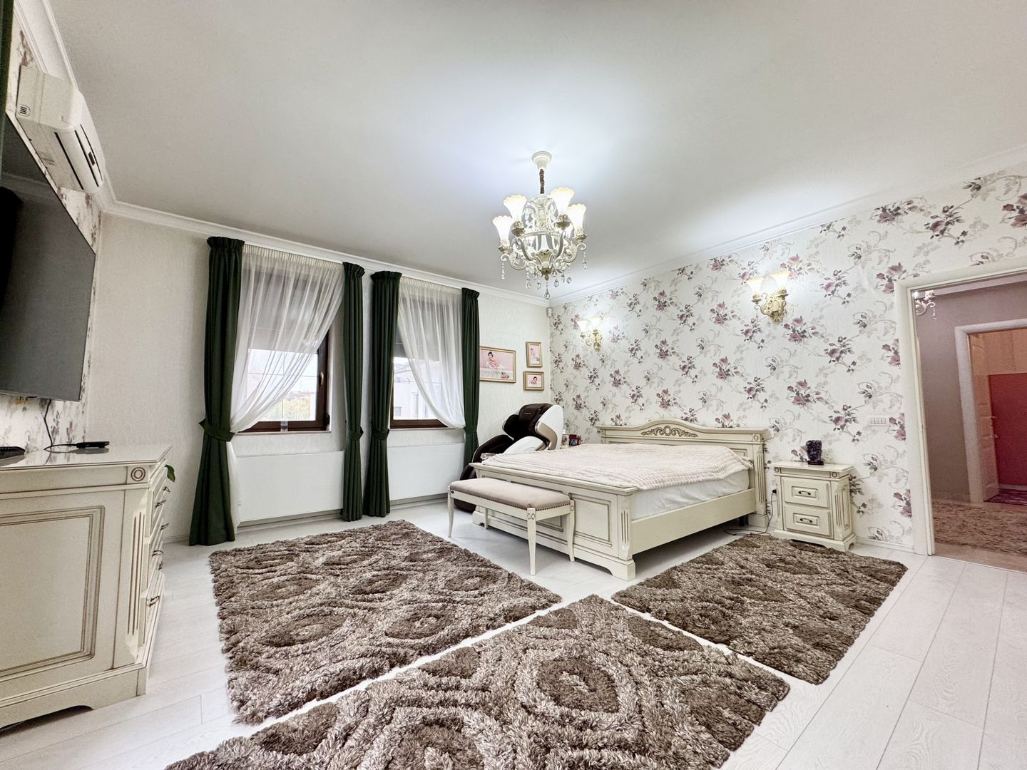 Vila lux cu 1000 mp teren pe Erou Iancu Nicolae langa Jolie Ville - Poză 14