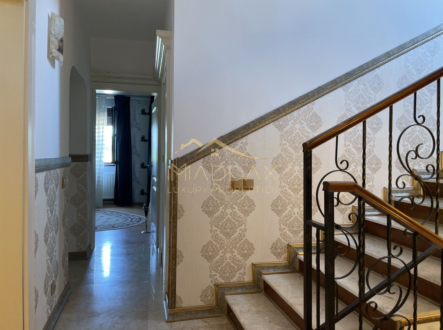 Vila 7 camere**Lake view**Ponton privat**Piscina**Teren 933 MP//Balotesti - Poză 34