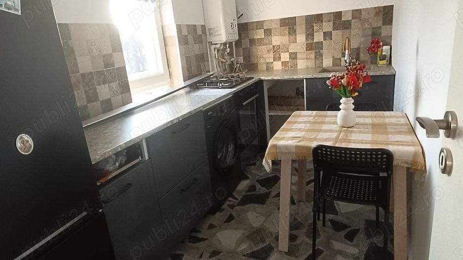 Închiriez apartament cu două camere - Poză 8