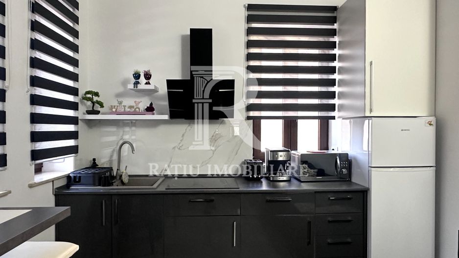 Apartament cu 2 camere | Ultracentral | Oradea - Poză 3