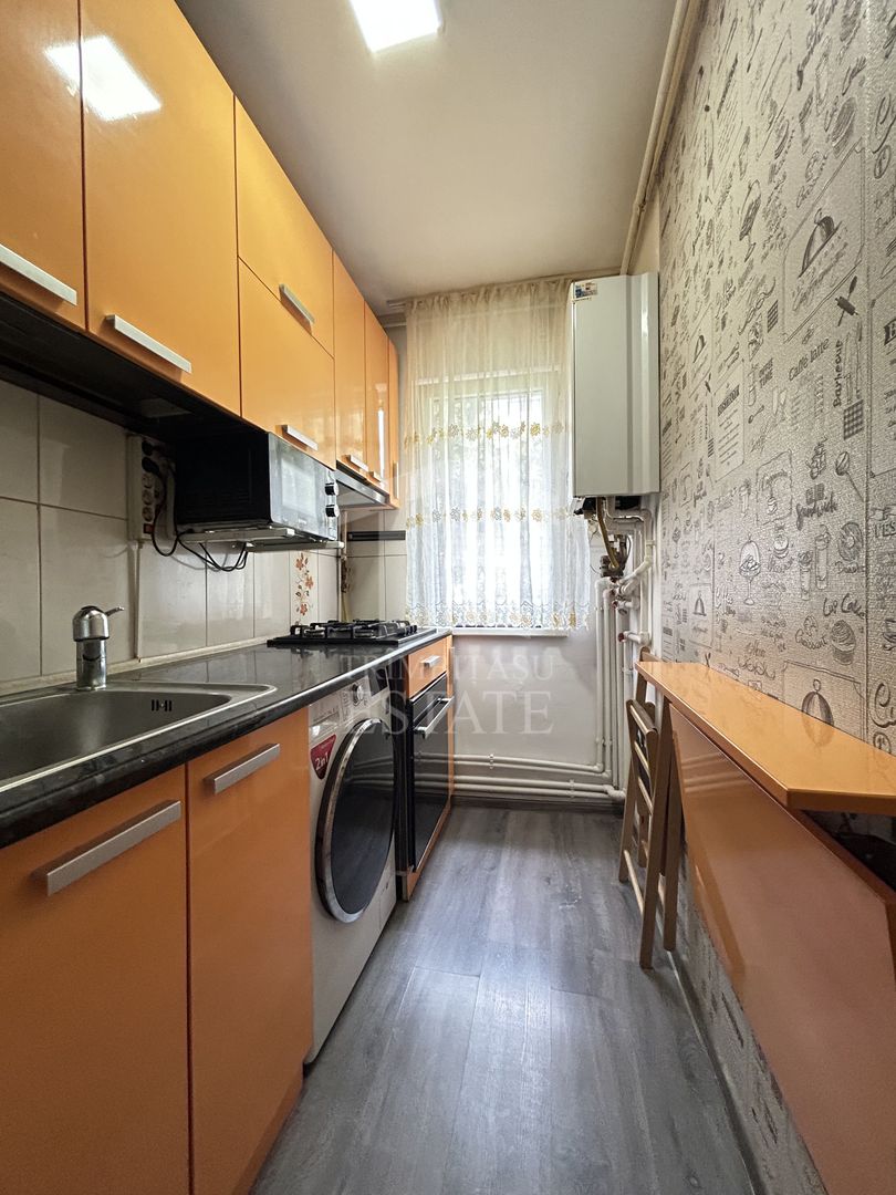 Apartament 3 camere Tomis Nord - 2 locuri parcare - centrală termică - Poză 2