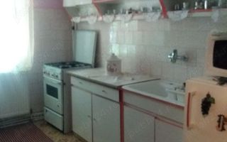 Apartament 4 camere de vanzare - Poză 10
