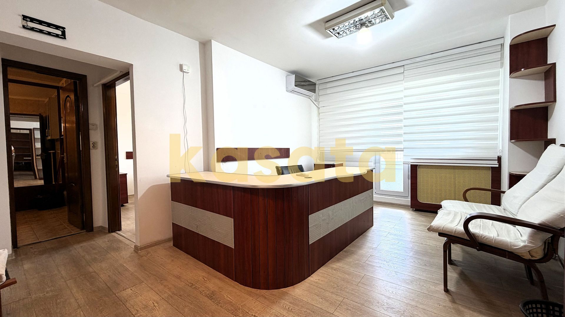 Birou I 3 camere I Camera de comert I metrou la 5 min I et 7 - Poză 1