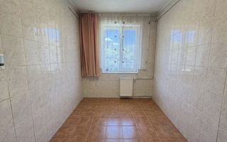Apartament 2 camere semidecomandat/nemobilat - zona Fratii Golesti - Poză 4