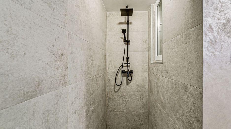 Apartament spațios în zonă centrală - Poză 9