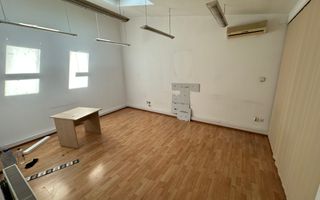 Spatiu de birou -zona strada Cluj/ 4 locuri de parcare - Poză 1