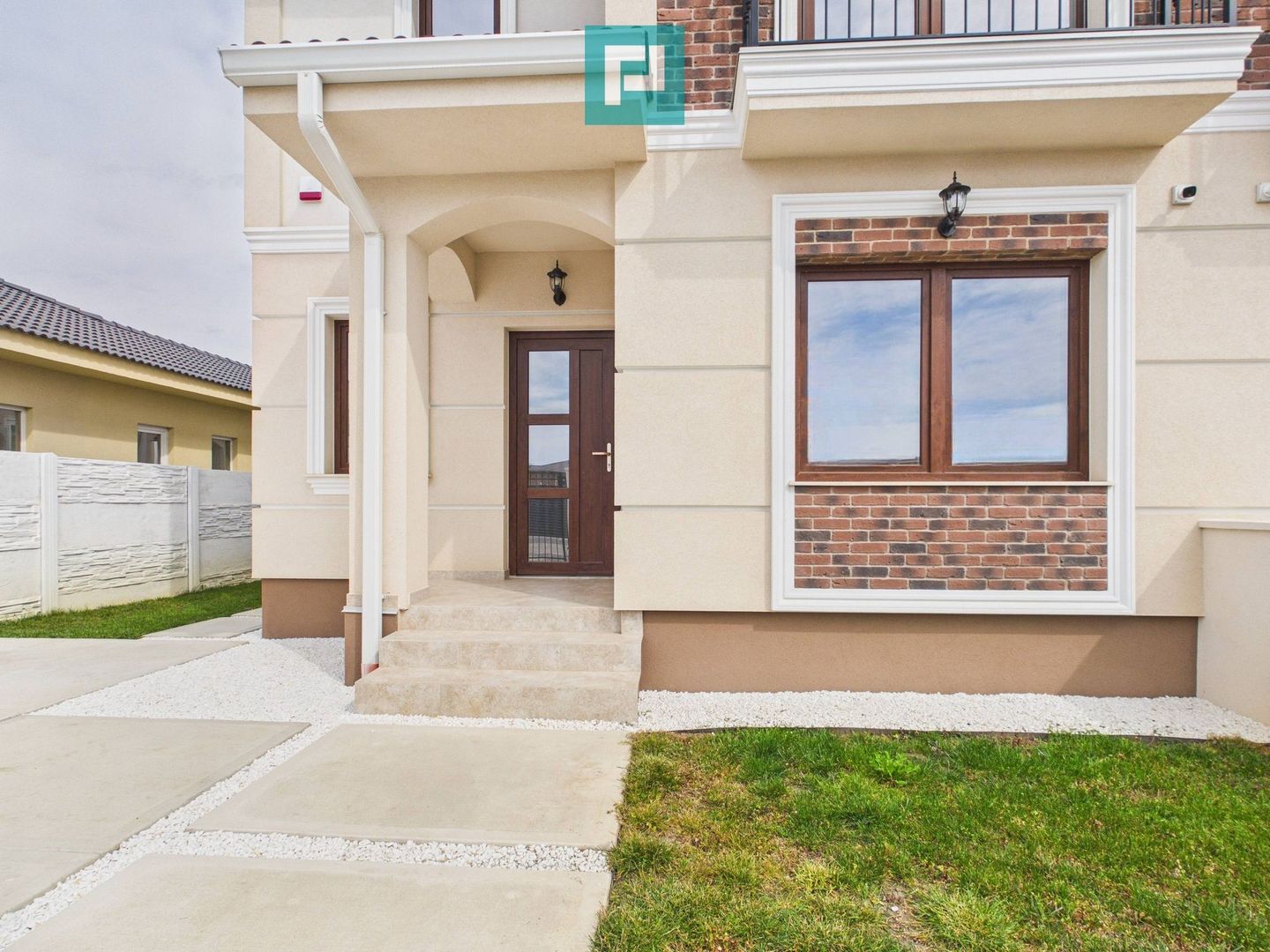 Duplex modern cu 5 camere Moșnița Nouă - Poză 2