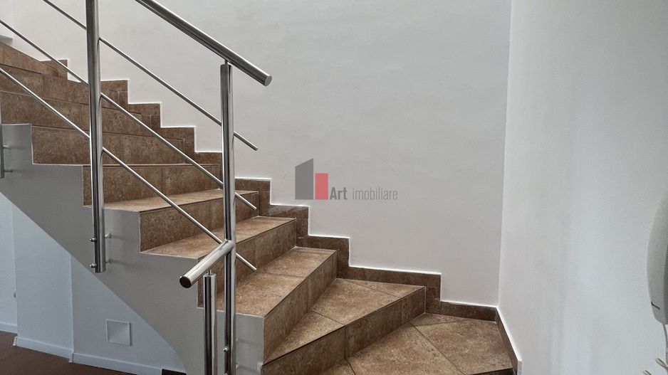 Apartament 3 camere tip Duplex Cartierul Latin - Poză 6