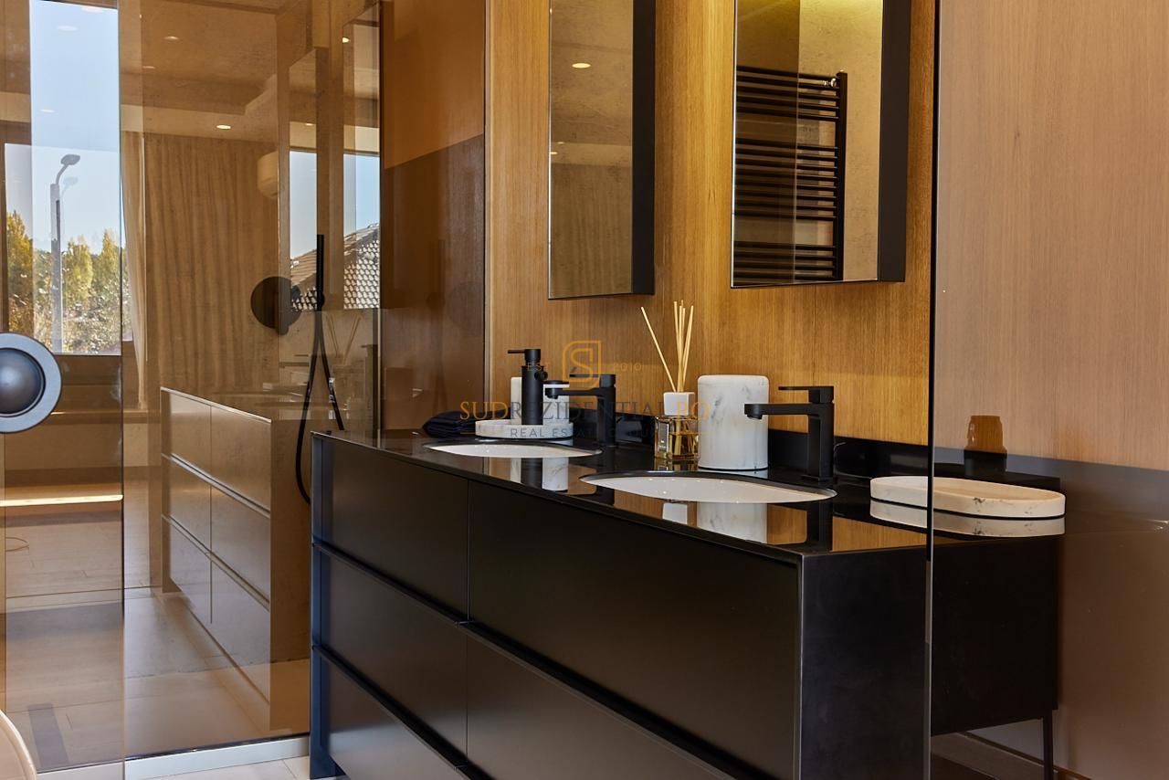 Vila spectaculoasa cu 6 camere, finisaje premium, zona Corbeanca - Poză 17