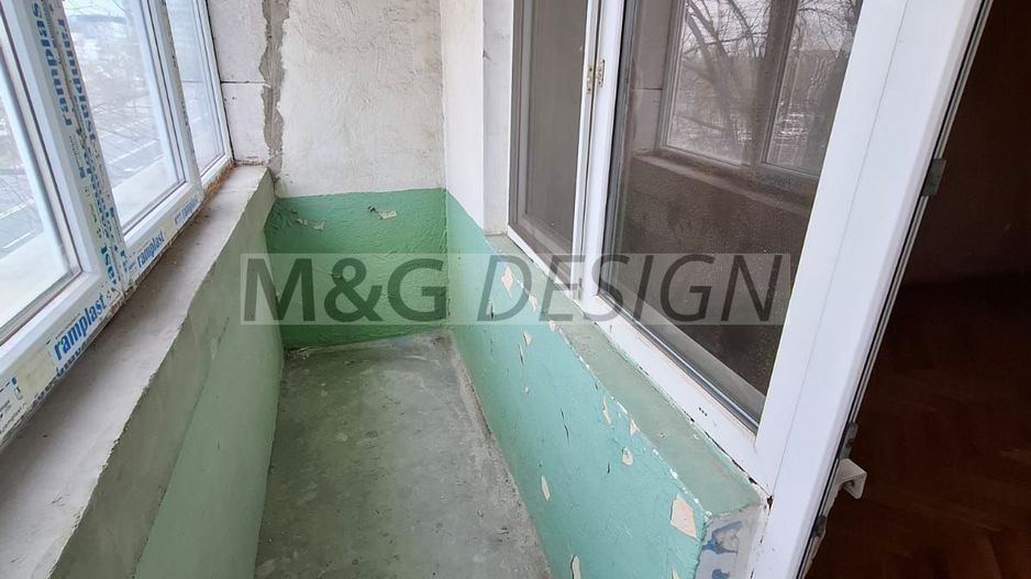 Etaj 2, Spitalul Judetean-Girocului 3 camere - Poză 32