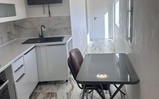 Casa + 2500 mp teren de inchiriat in zona Rond Pacurari - Poză 4