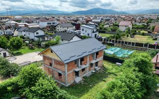 CASA  5 CAMERE IZVOR-TARLUNGENI - Poză 23