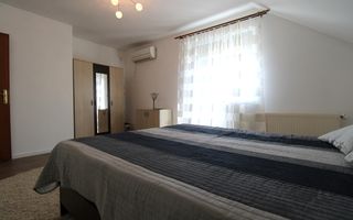 Casa in Blascovici, 5 camere + 3 bai, centrala proprie - Poză 18
