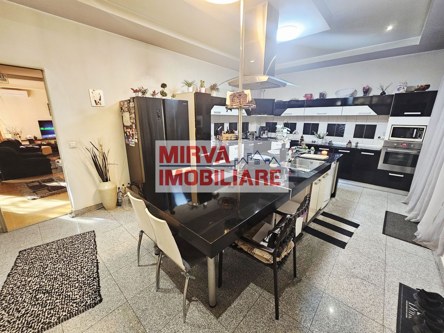 🏡 Casă deosebită – 2 unități locative, 6 dormitoare, zona Albert - Poză 9