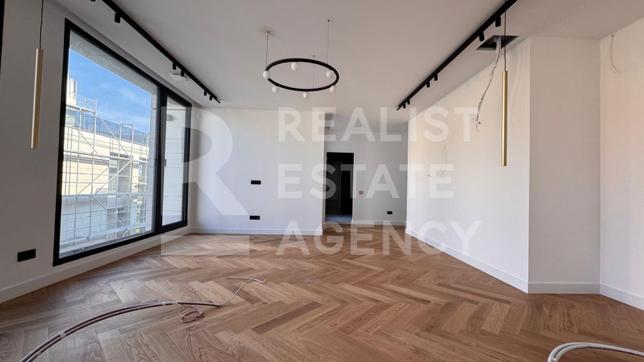 Vilă elegantă in Nordul Capitalei. - Poză 15