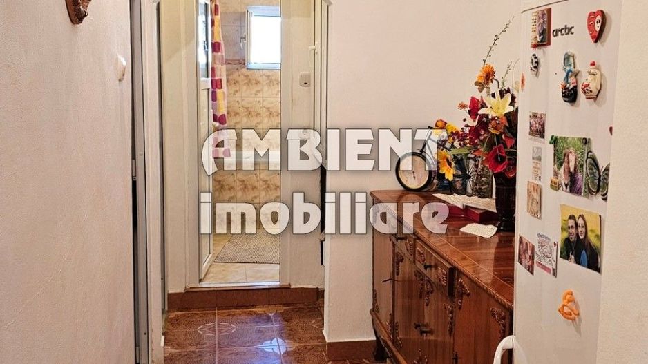 Apartament 3 camere, mobilat si utilat, etaj 4, zona CARTIER; - Poză 4