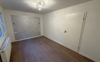 Disponibil imediat. Centrala proprie. Renovat integral - Poză 15