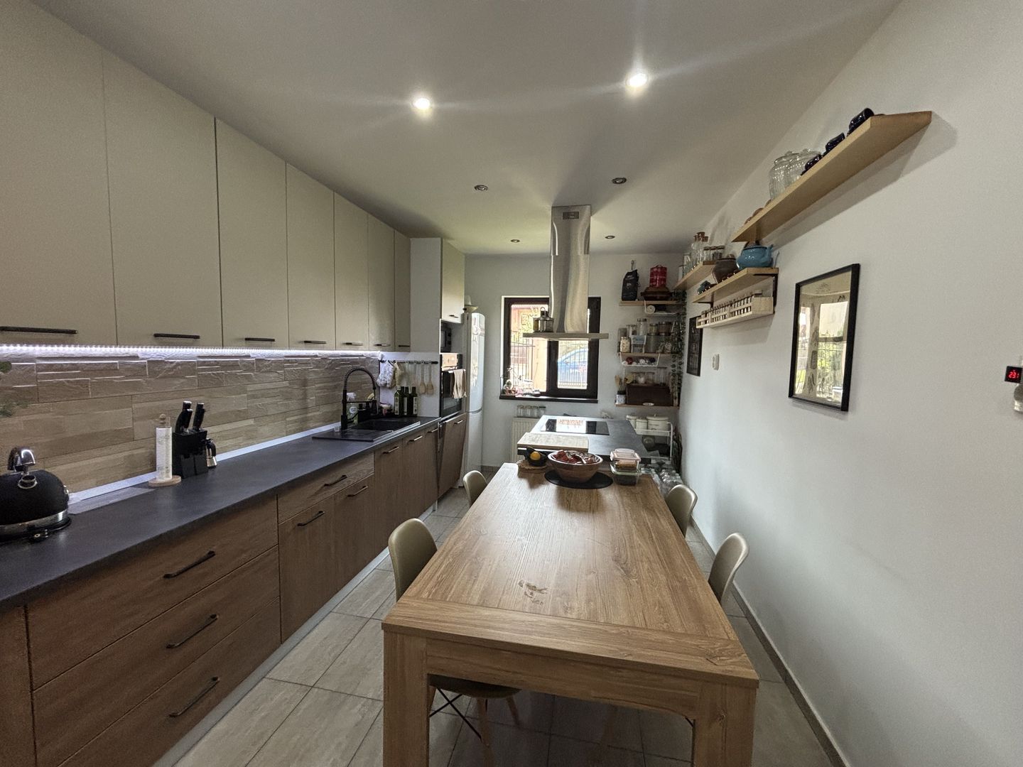 Vilă individuală/poziție avantajoasă în Dumbrăvița! - Poză 5