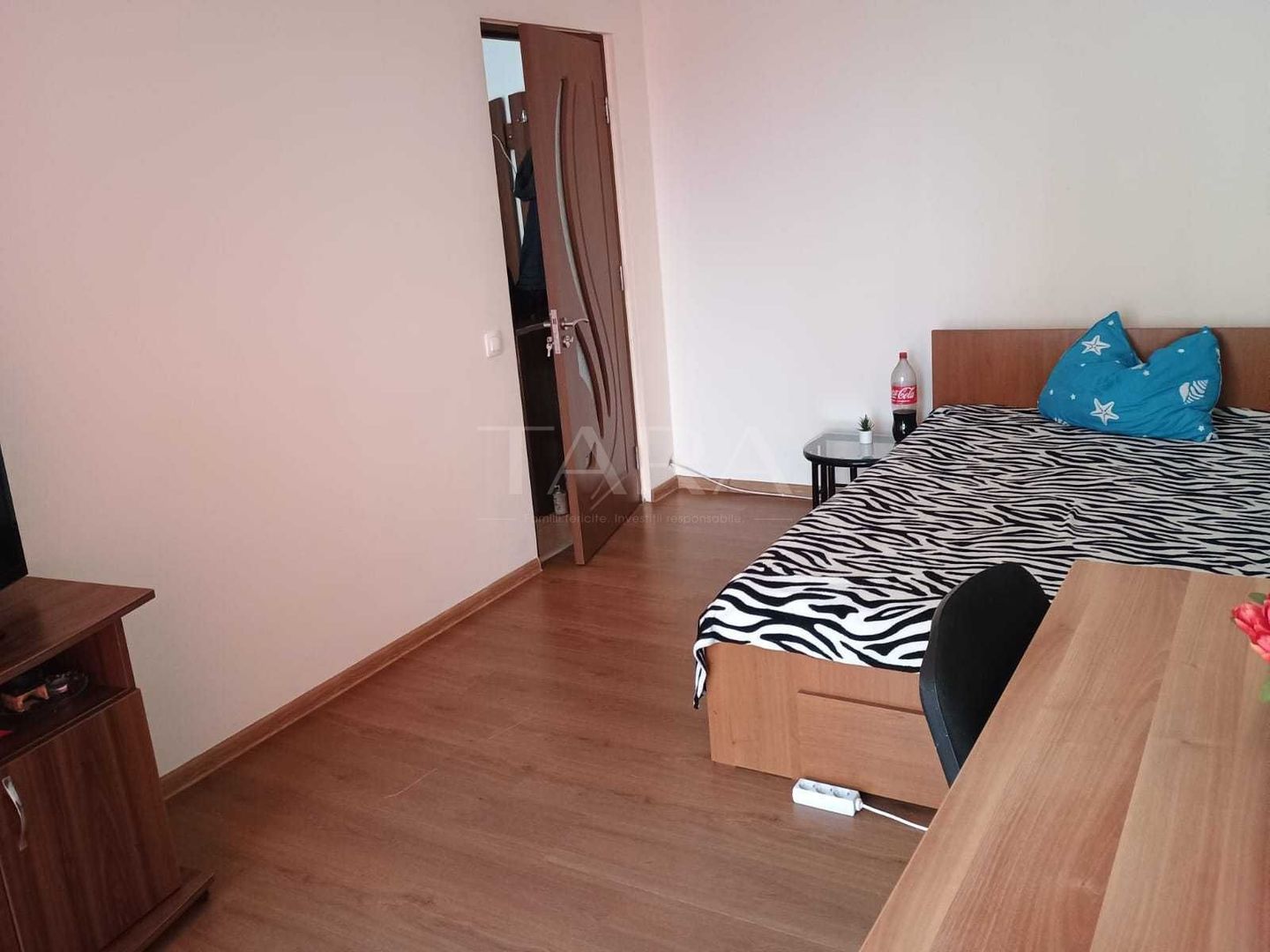 Apartament 1 camera , luminos, cu balcon și parcare inclusă. - Poză 1