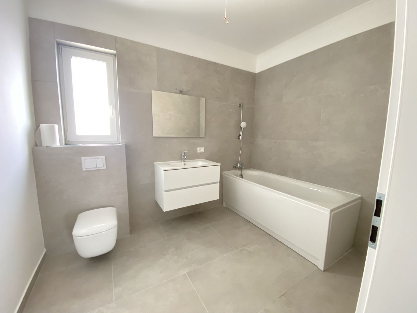 COMISION 0%, DUPLEX 4 Camere, PANOURI SOLARE, 108 MP, SĂCĂLAZ, Centru - Poză 14