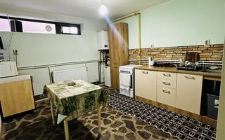 Casa 5 dormitoare 3 bai Oradea - Poză 19