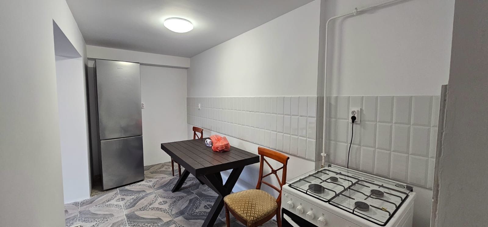 Casa centrala, recent reconsolidata – Strada Traian, Galati - Poză 3