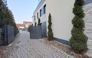 Casa moderna cu 6 camere terase 50 mp si curte in Parcul Sub Arini - Poză 13