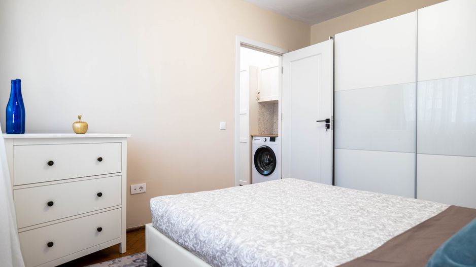 Vanzare apartament 2 camere, complet renovat, Metrou si Parc Bazilescu - Poză 19