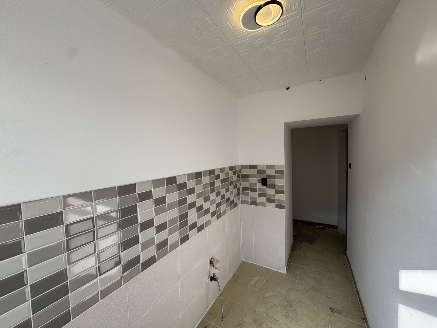 Apartament 2 camere 40 mp parter - locuinta sau spatiu comercial! - Poză 8