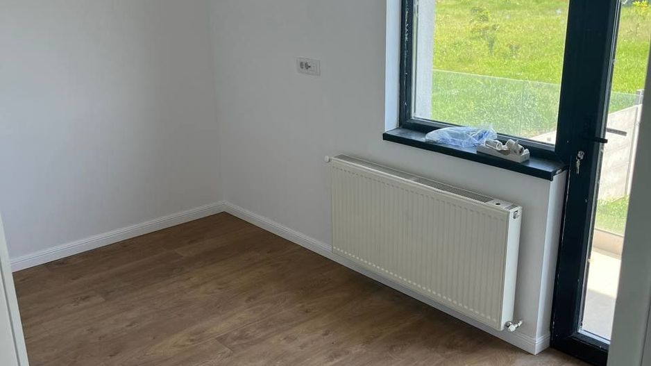 De vanzare casa vila moderna 4 camere Berceni - Poză 6